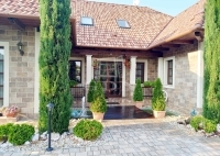 Zamárdi Family House 11